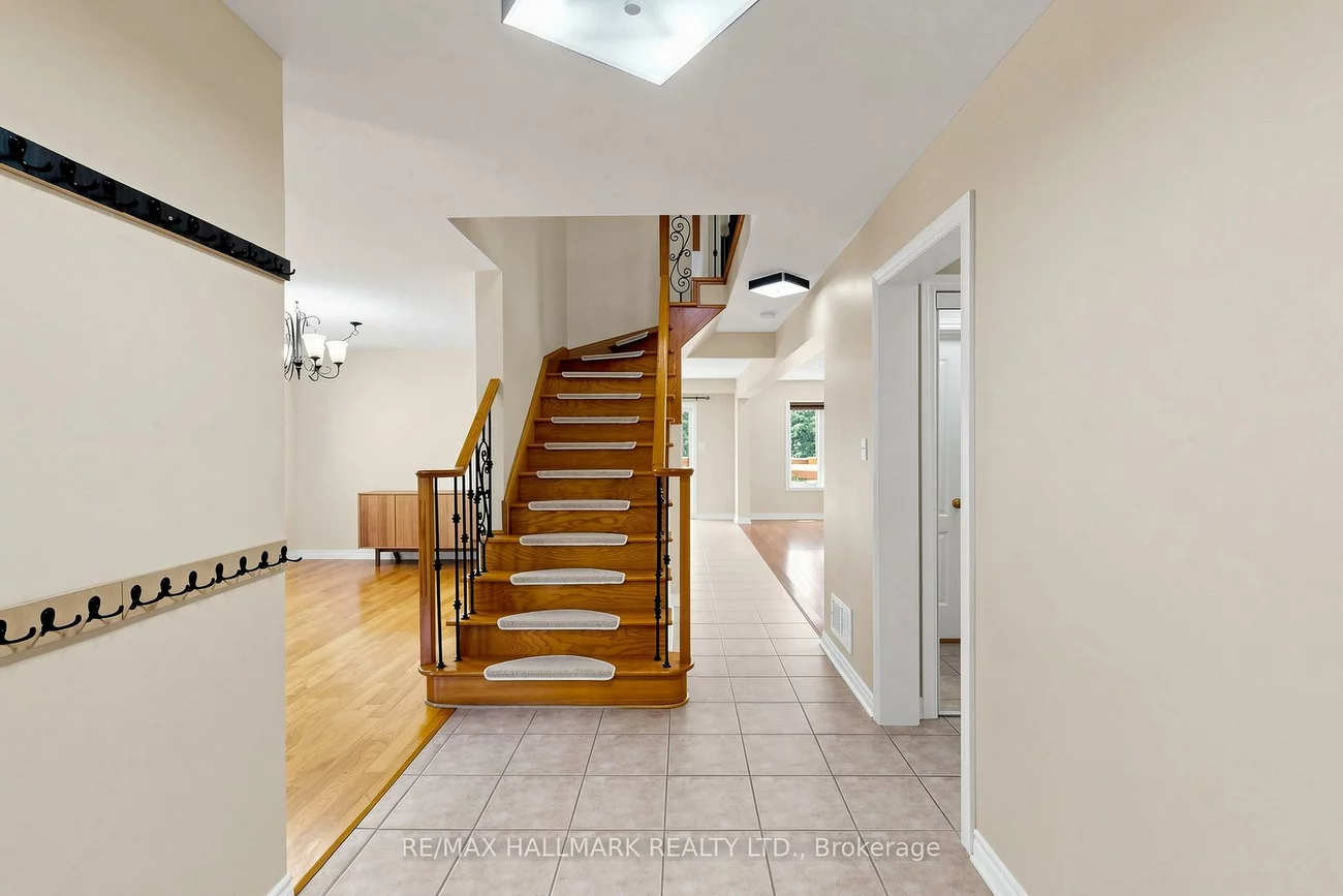 127, Humberland, Oak Ridges, Richmond Hill