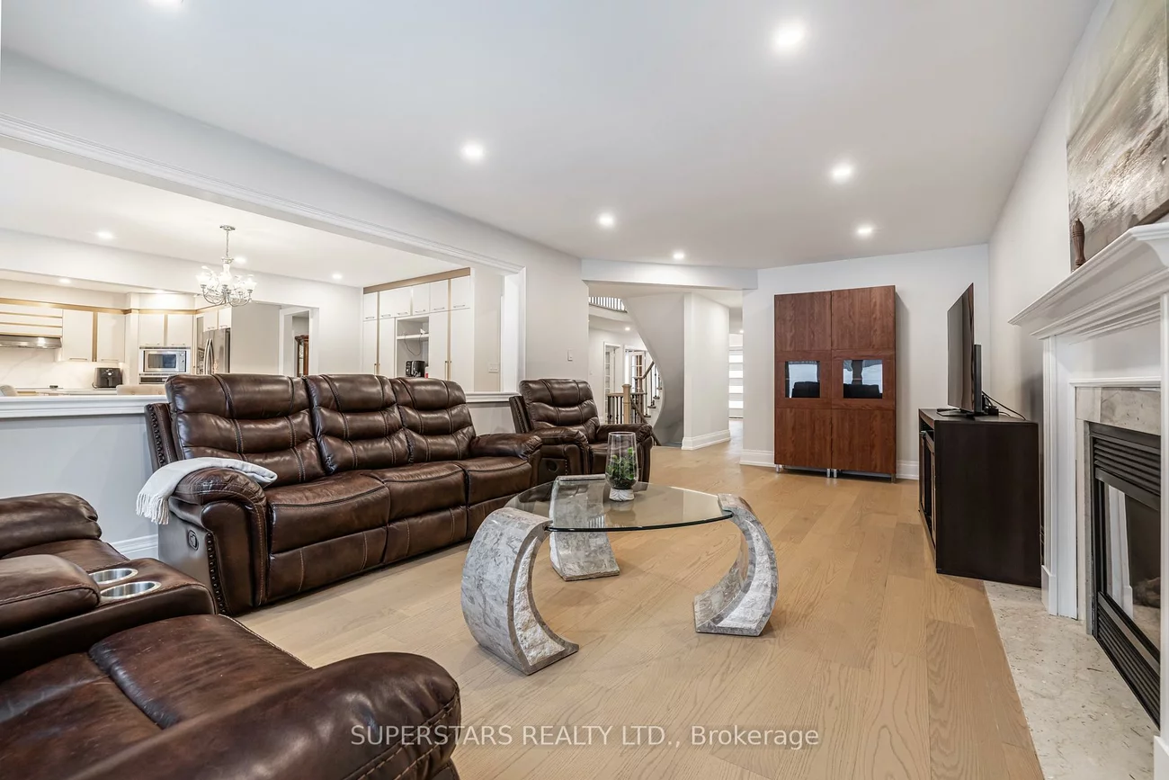 56, Cynthia, Oak Ridges, Richmond Hill