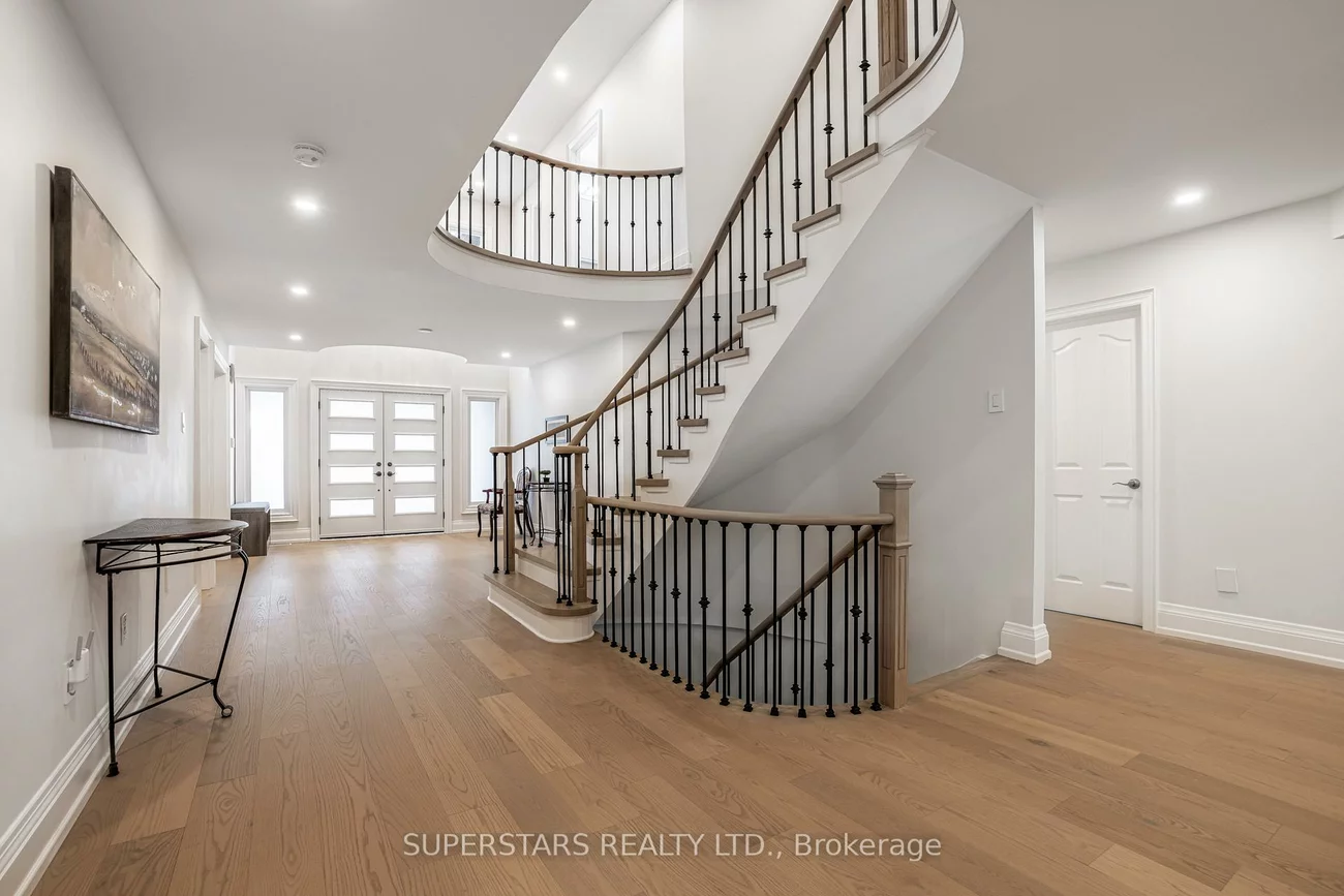 56, Cynthia, Oak Ridges, Richmond Hill