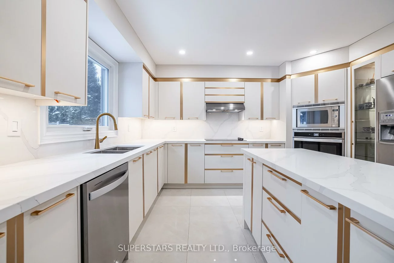 56, Cynthia, Oak Ridges, Richmond Hill