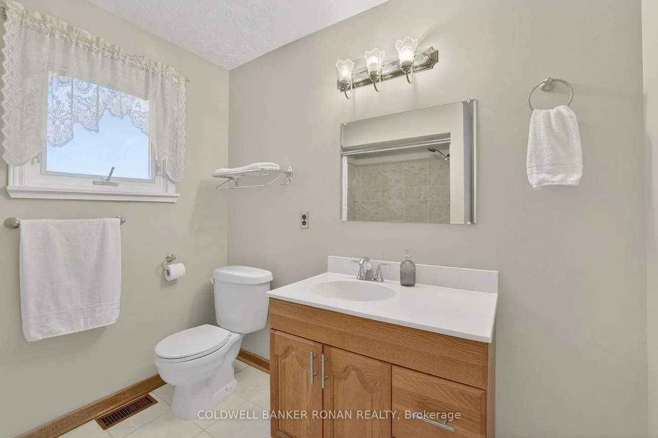56, Lakeland, Oak Ridges Lake Wilcox, Richmond Hill
