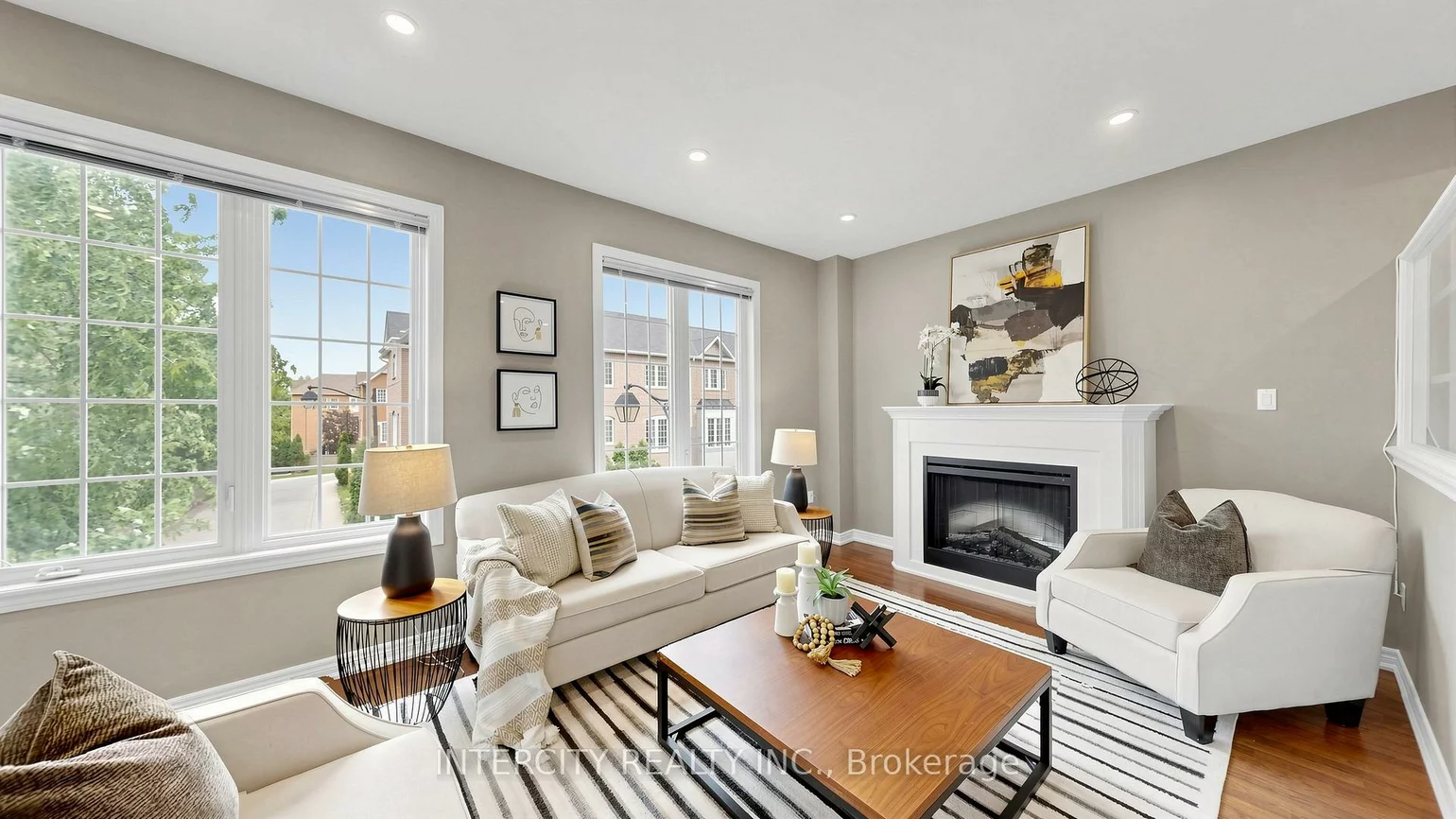 151, Silverwood, Devonsleigh, Richmond Hill