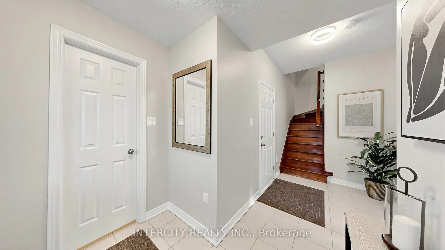 151, Silverwood, Devonsleigh, Richmond Hill