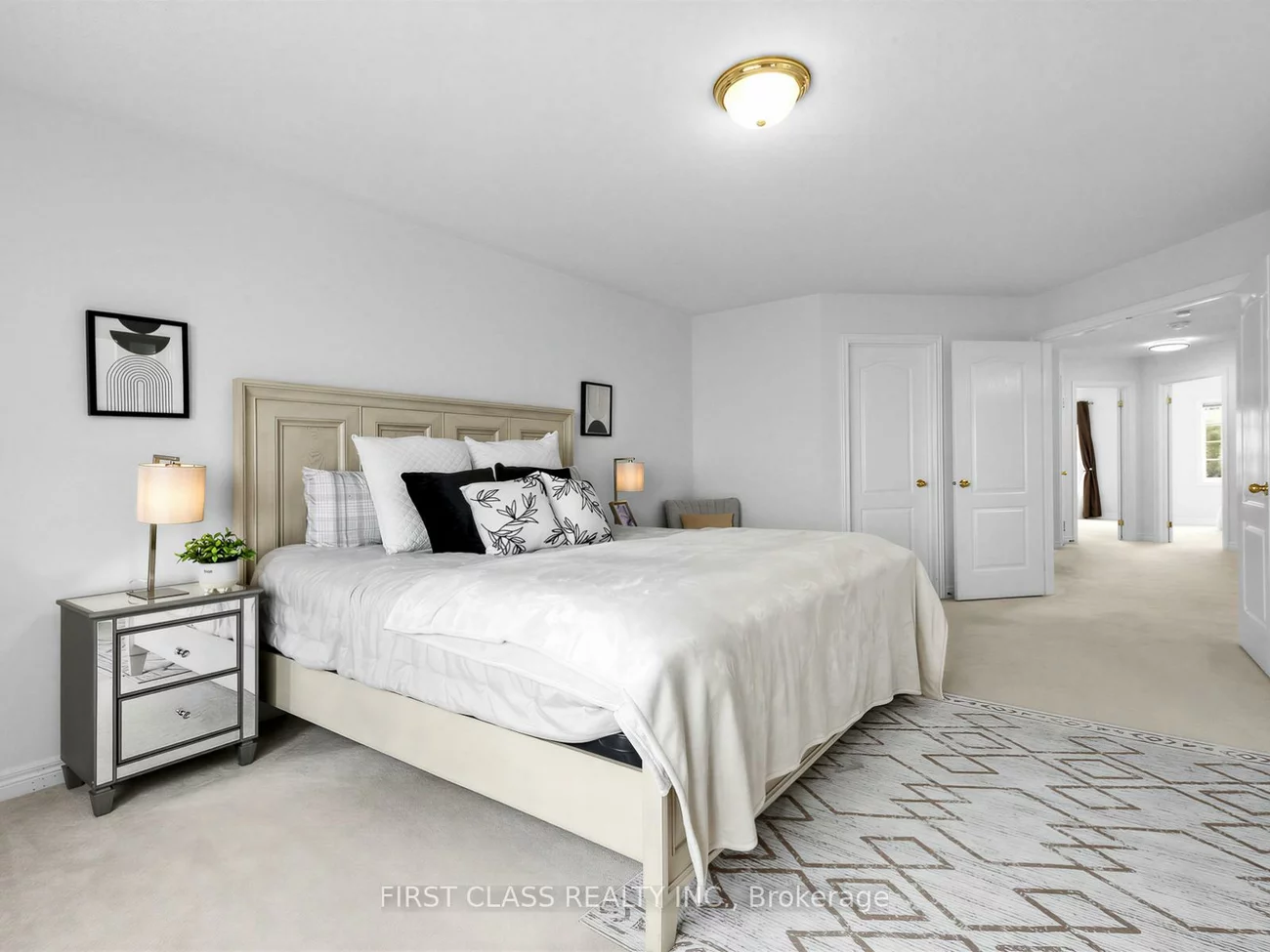 8, Townwood, Jefferson, Richmond Hill