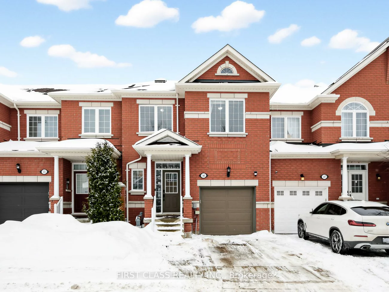 8, Townwood, Jefferson, Richmond Hill
