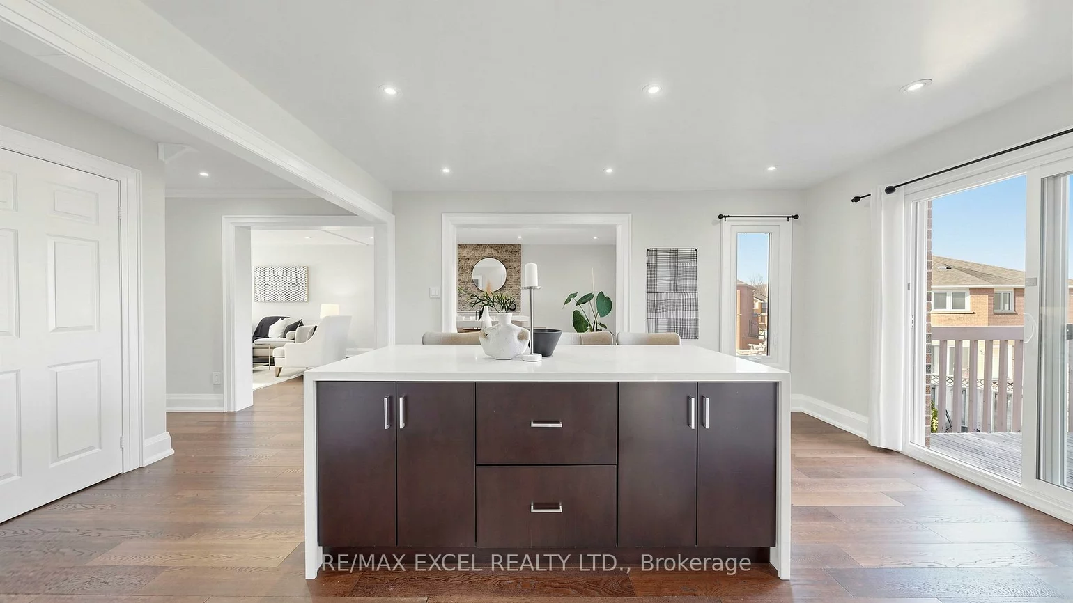 43, Piccadilly, Doncrest, Richmond Hill