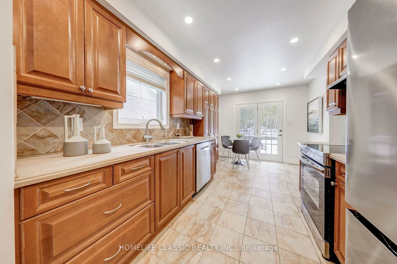 56, Gray, North Richvale, Richmond Hill
