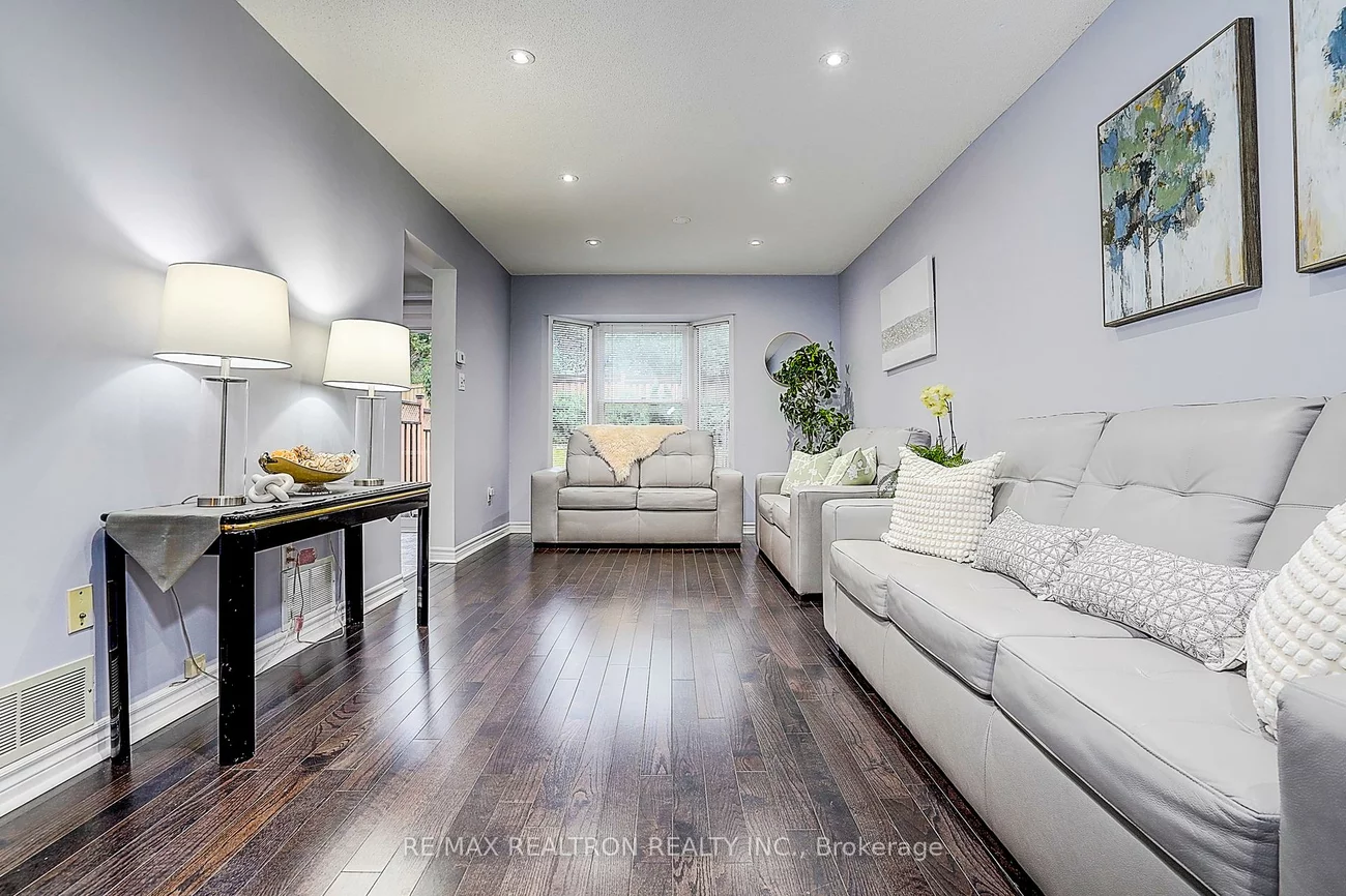 51, Steepleview, North Richvale, Richmond Hill