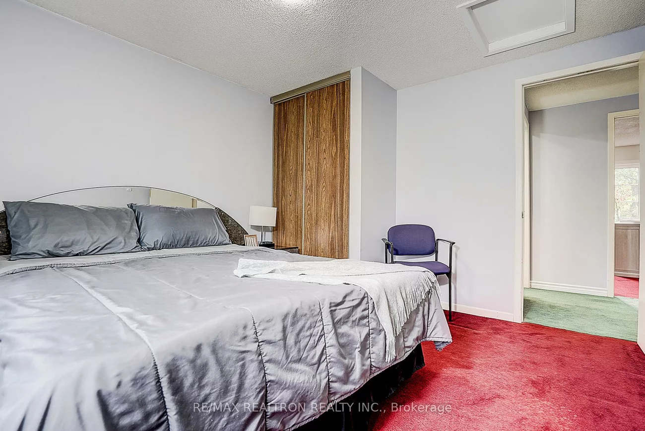 51, Steepleview, North Richvale, Richmond Hill