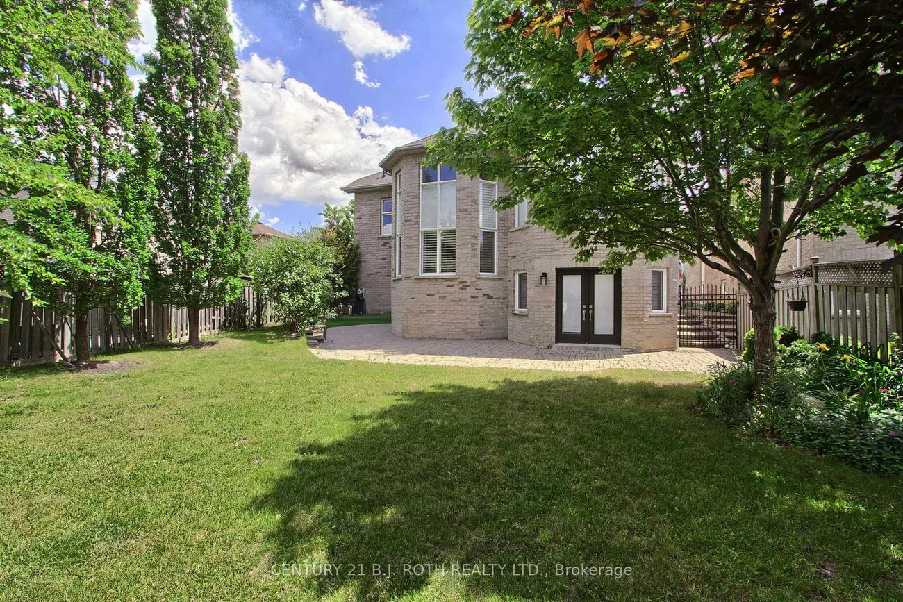 28, Poplar, Oak Ridges, Richmond Hill