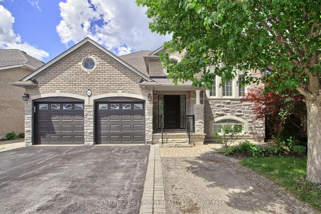 28, Poplar, Oak Ridges, Richmond Hill