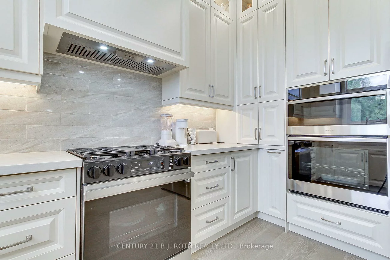 28, Poplar, Oak Ridges, Richmond Hill