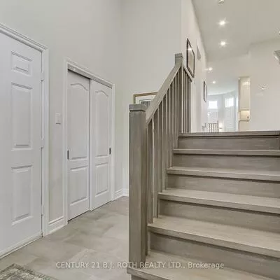 28, Poplar, Oak Ridges, Richmond Hill