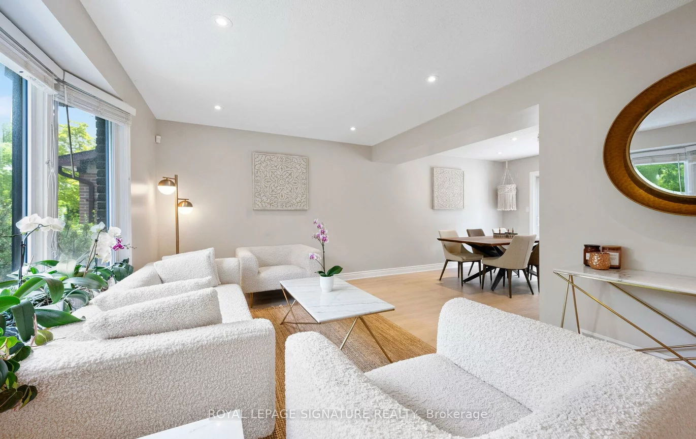 28, Brightway, North Richvale, Richmond Hill