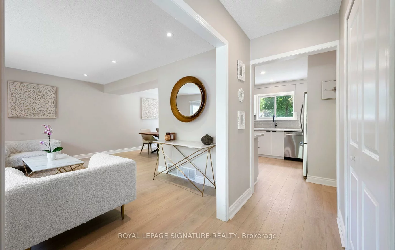 28, Brightway, North Richvale, Richmond Hill