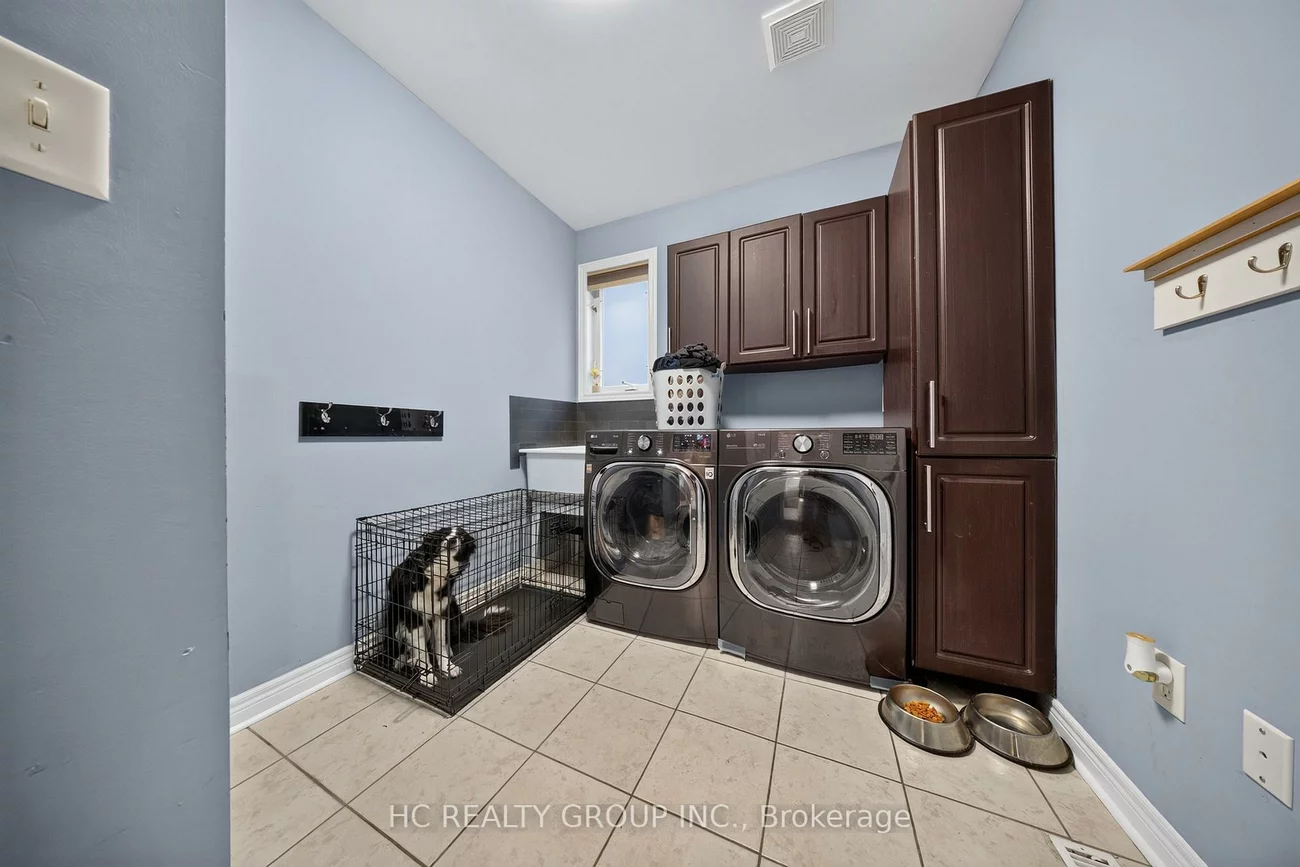 21, Wolf Trail, Jefferson, Richmond Hill