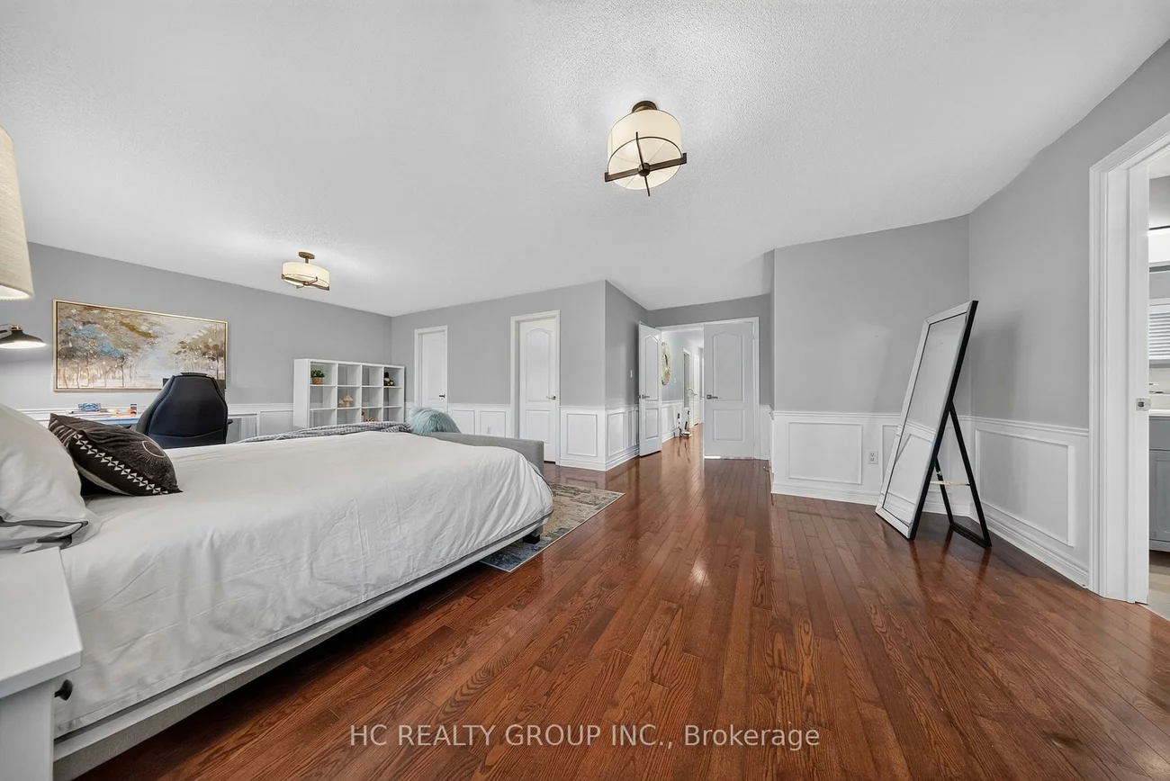 21, Wolf Trail, Jefferson, Richmond Hill