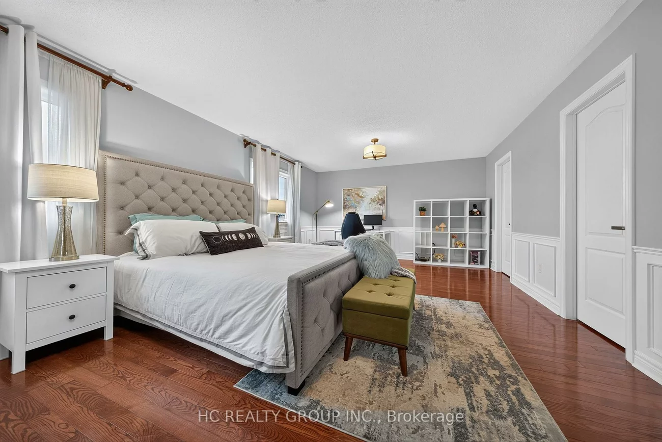 21, Wolf Trail, Jefferson, Richmond Hill
