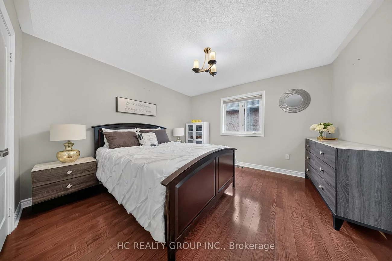 21, Wolf Trail, Jefferson, Richmond Hill