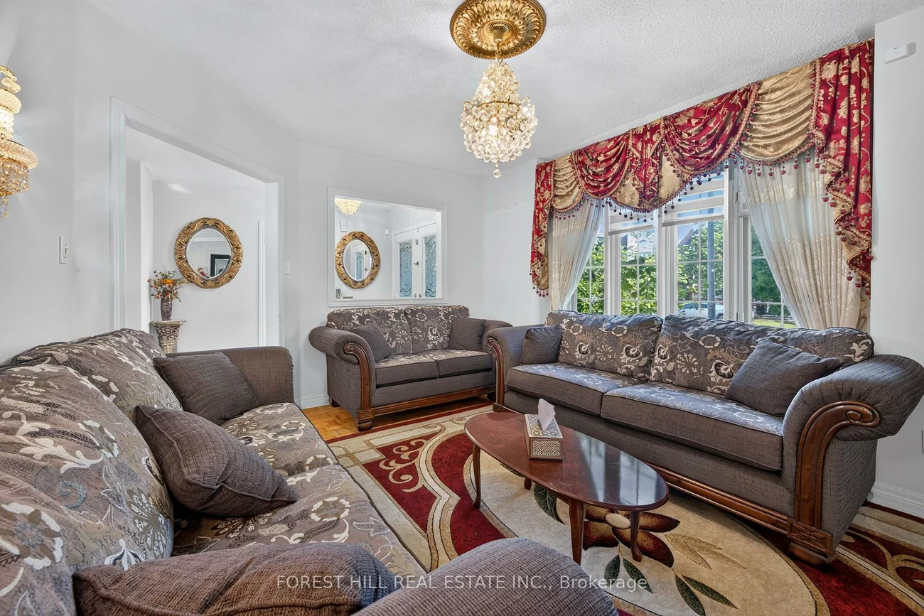 2, Ludford, Langstaff, Richmond Hill