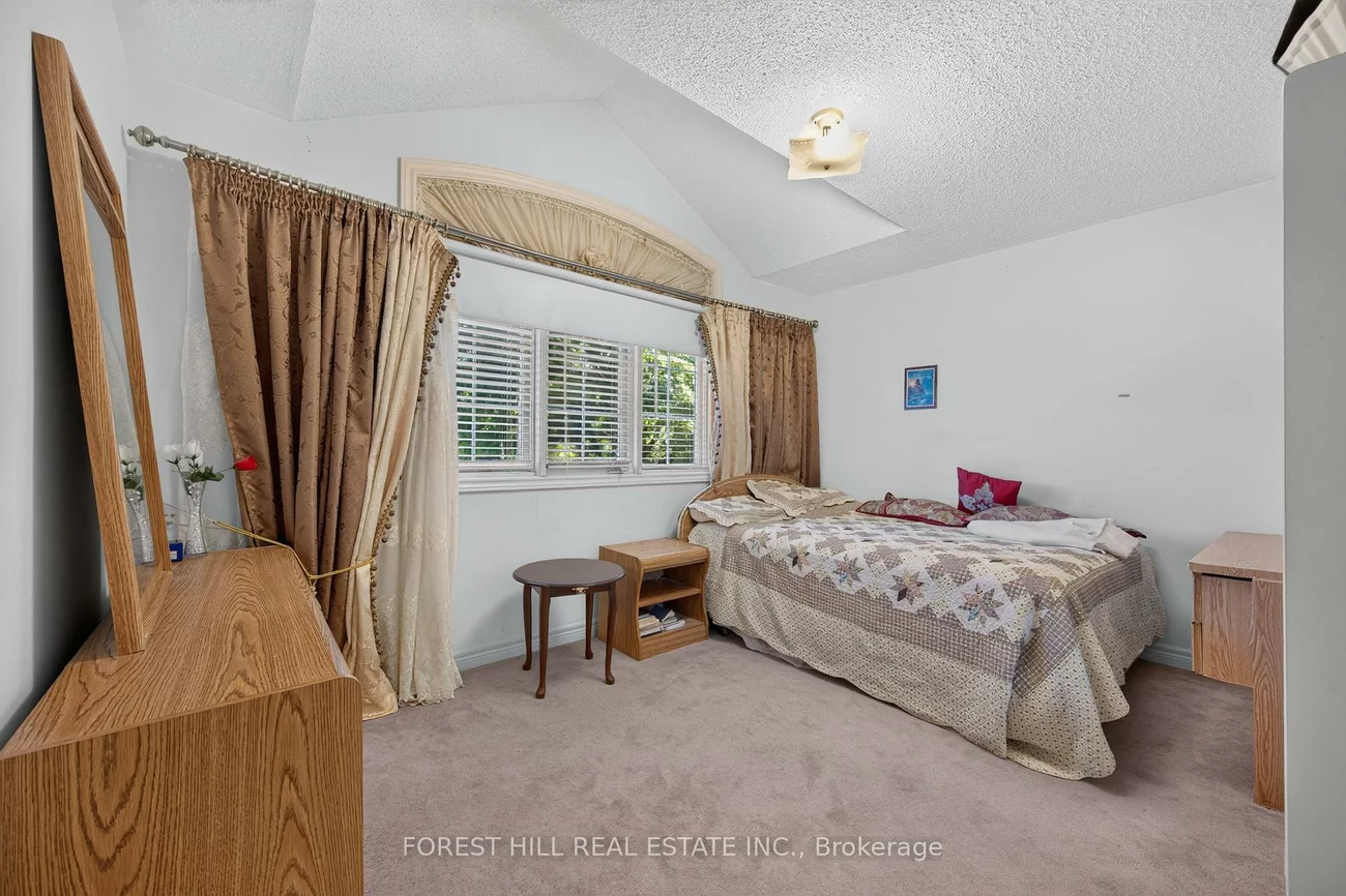 2, Ludford, Langstaff, Richmond Hill