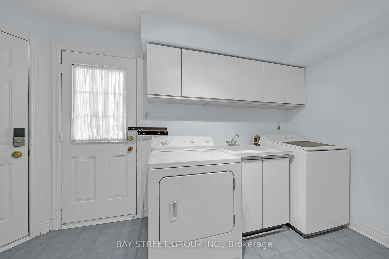 53, Strathearn, Bayview Hill, Richmond Hill