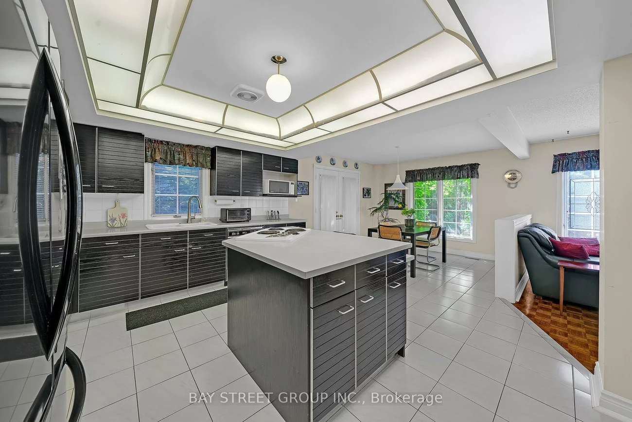 53, Strathearn, Bayview Hill, Richmond Hill