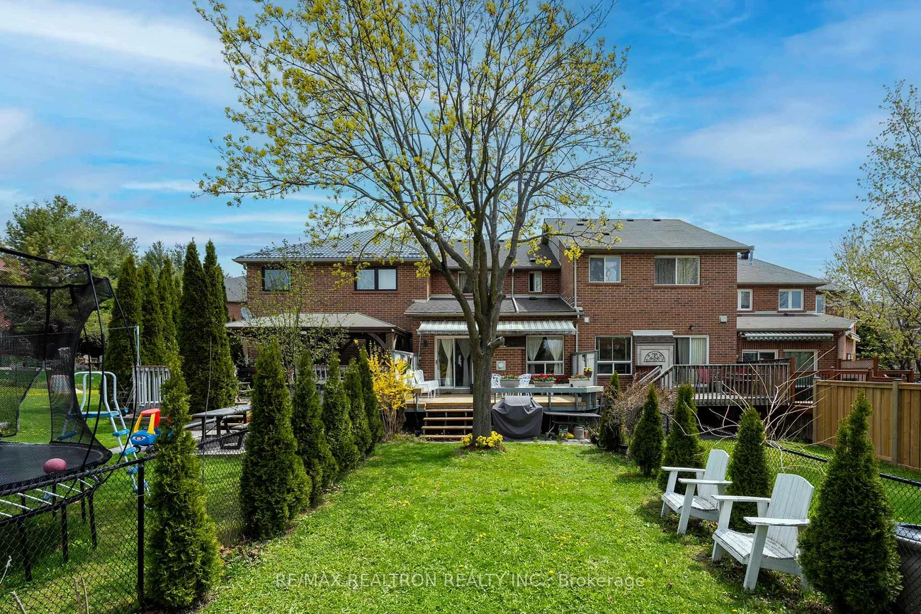 36, Edgemont, Westbrook, Richmond Hill
