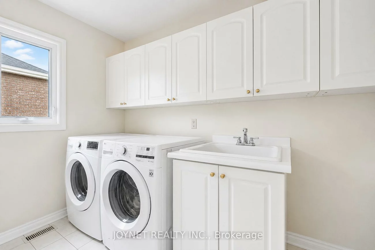 2, Woodriver, Devonsleigh, Richmond Hill