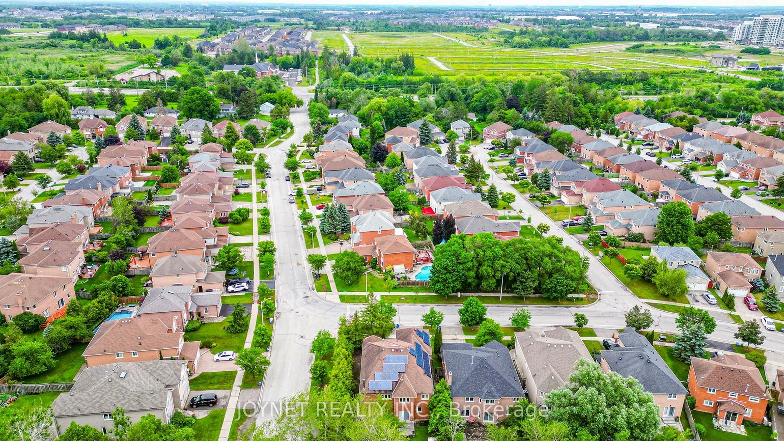 2, Woodriver, Devonsleigh, Richmond Hill