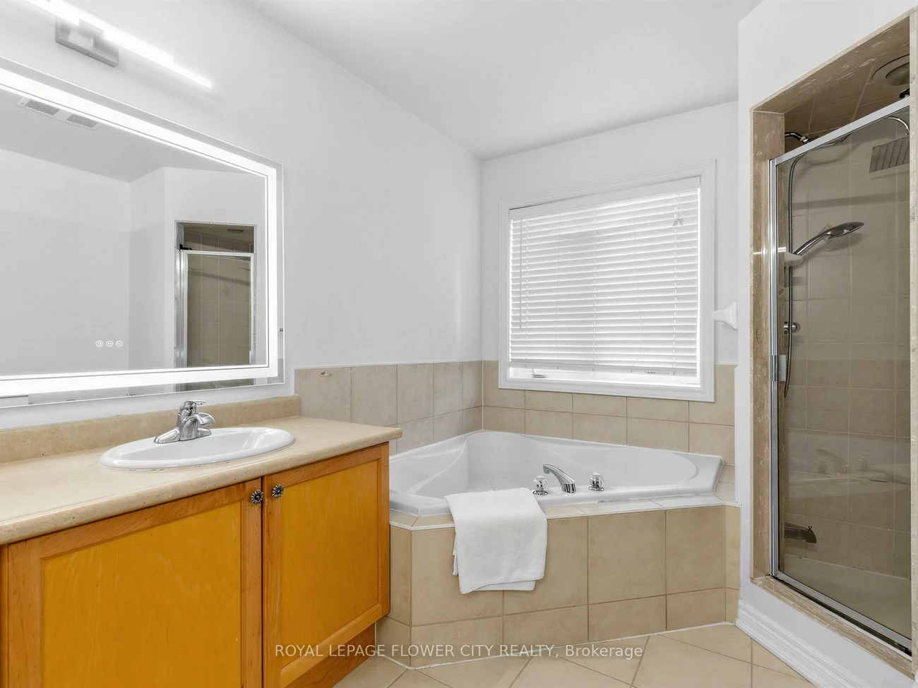 9, Arden Valley, Jefferson, Richmond Hill