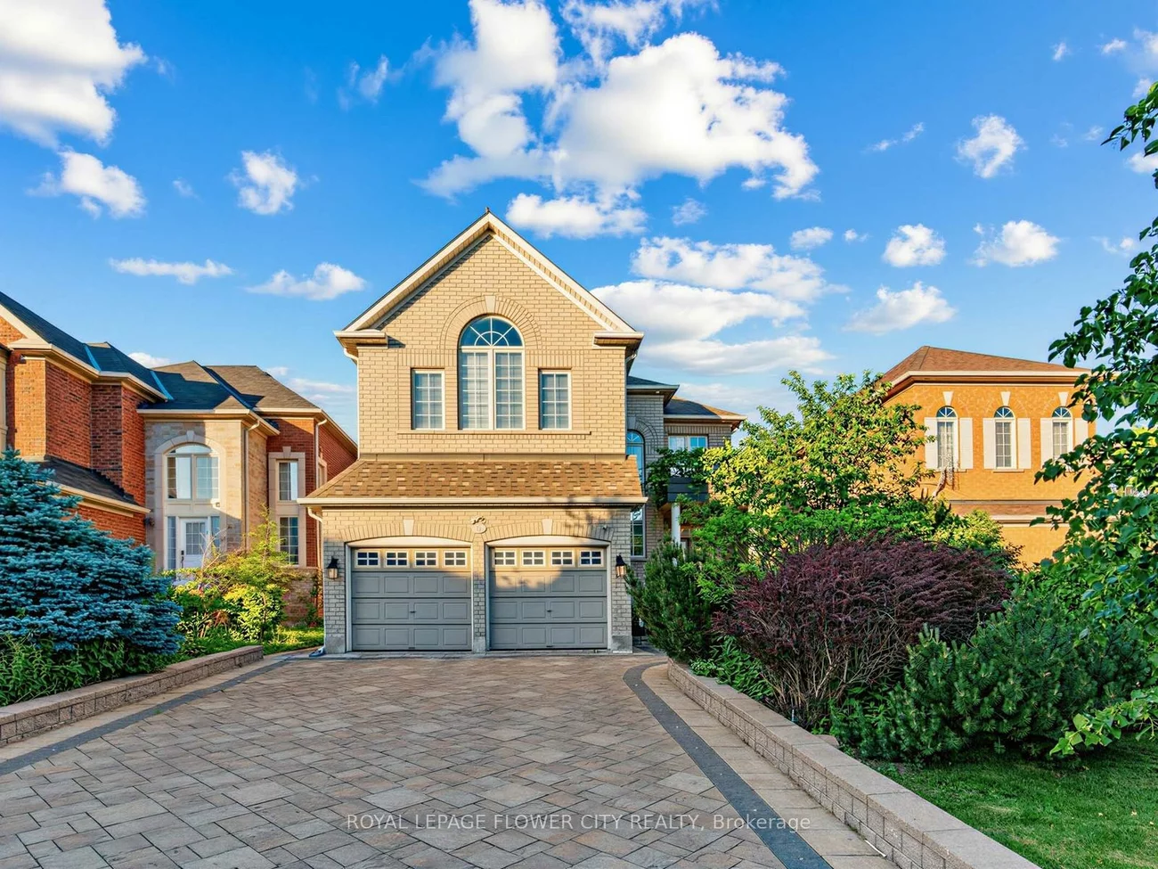 9, Arden Valley, Jefferson, Richmond Hill