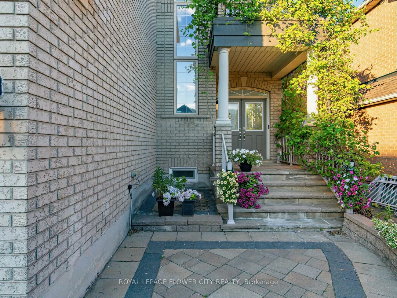 9, Arden Valley, Jefferson, Richmond Hill