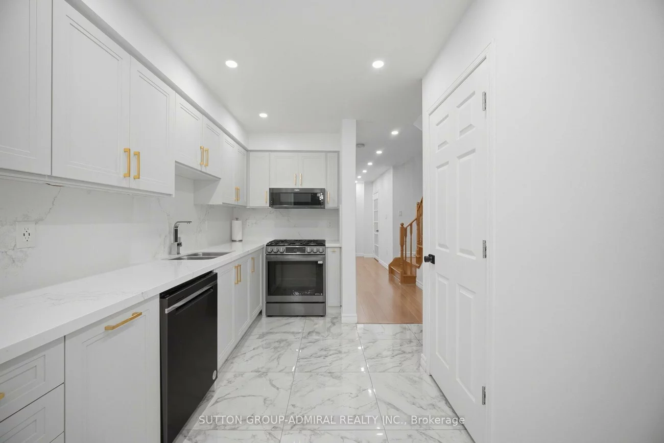 190, Bantry, Langstaff, Richmond Hill