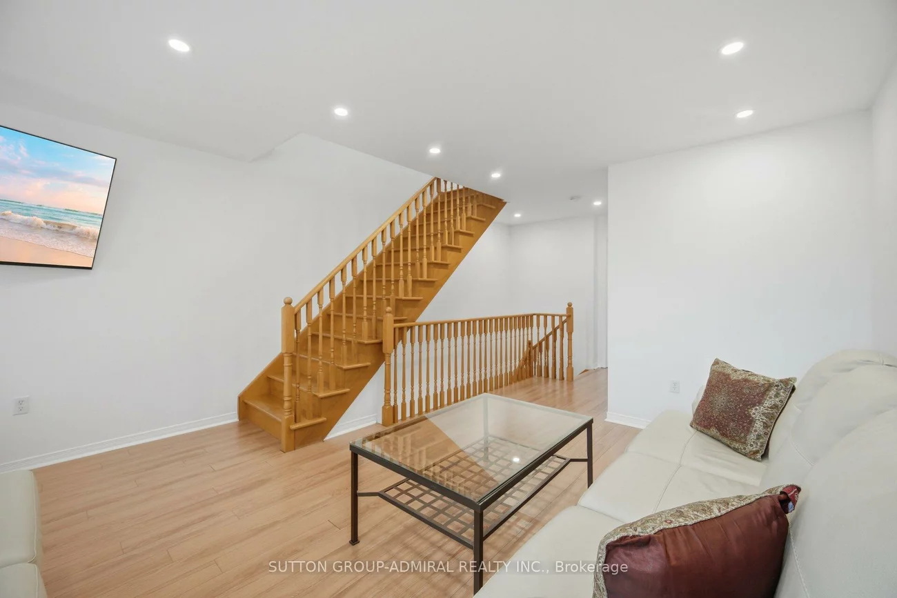 190, Bantry, Langstaff, Richmond Hill