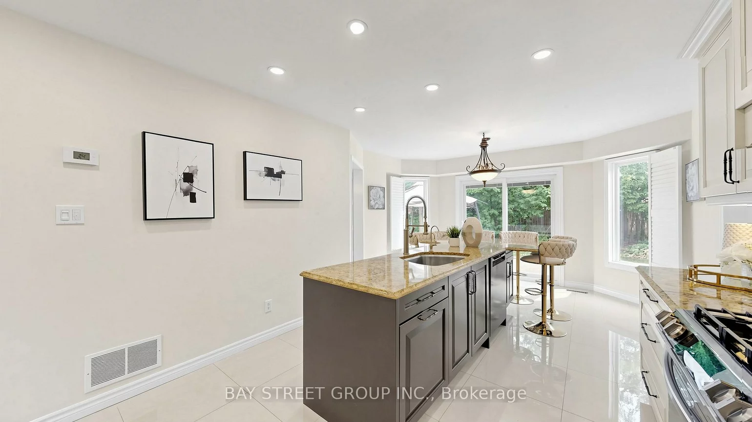 26, Kew, Doncrest, Richmond Hill