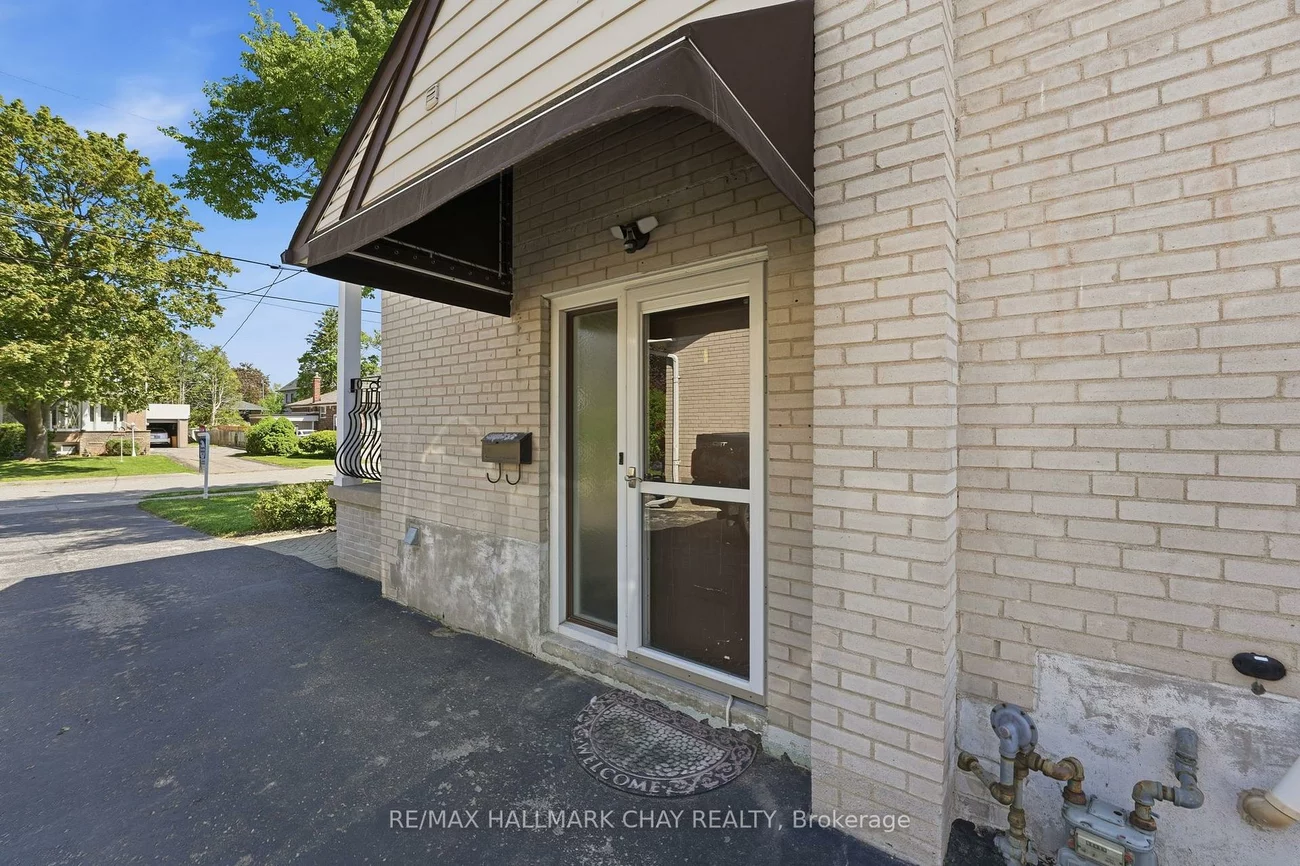 420, Fernleigh, Crosby, Richmond Hill