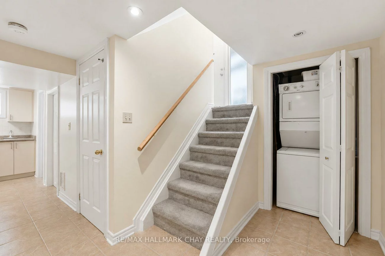 420, Fernleigh, Crosby, Richmond Hill
