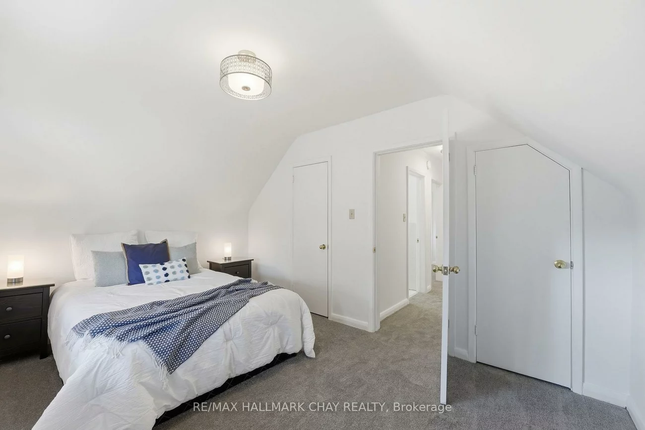 420, Fernleigh, Crosby, Richmond Hill