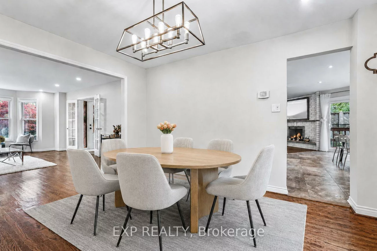 16, Wainwright, North Richvale, Richmond Hill