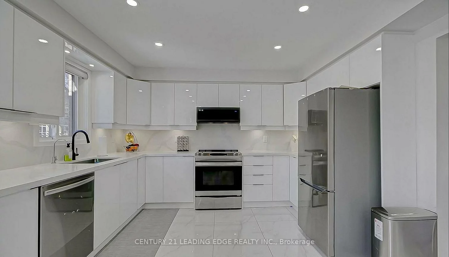 220, Olde Bayview, Oak Ridges Lake Wilcox, Richmond Hill
