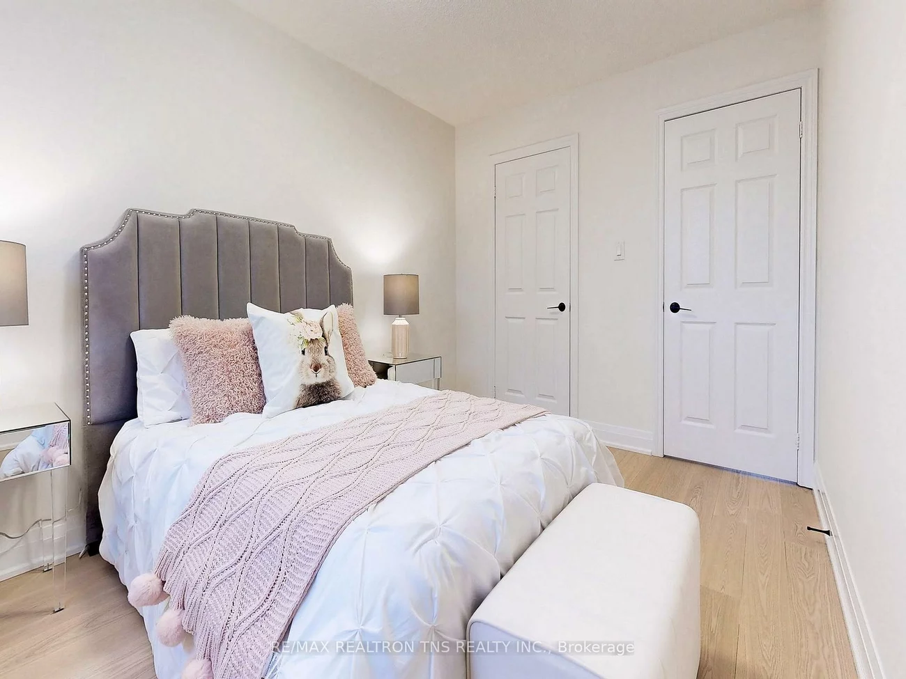 149, Kimono, Rouge Woods, Richmond Hill
