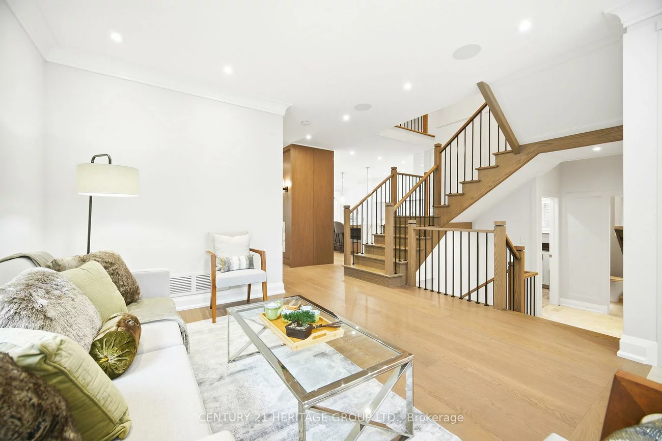 59, Estate Garden, Oak Ridges, Richmond Hill