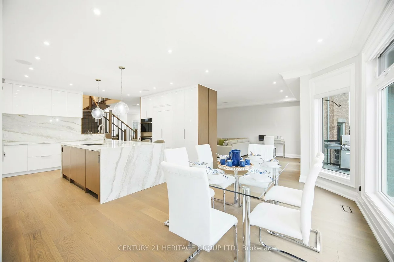 59, Estate Garden, Oak Ridges, Richmond Hill