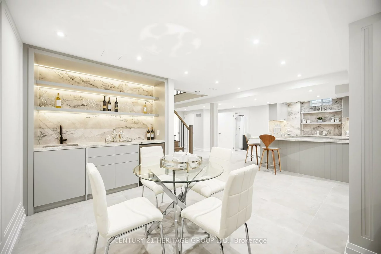 59, Estate Garden, Oak Ridges, Richmond Hill