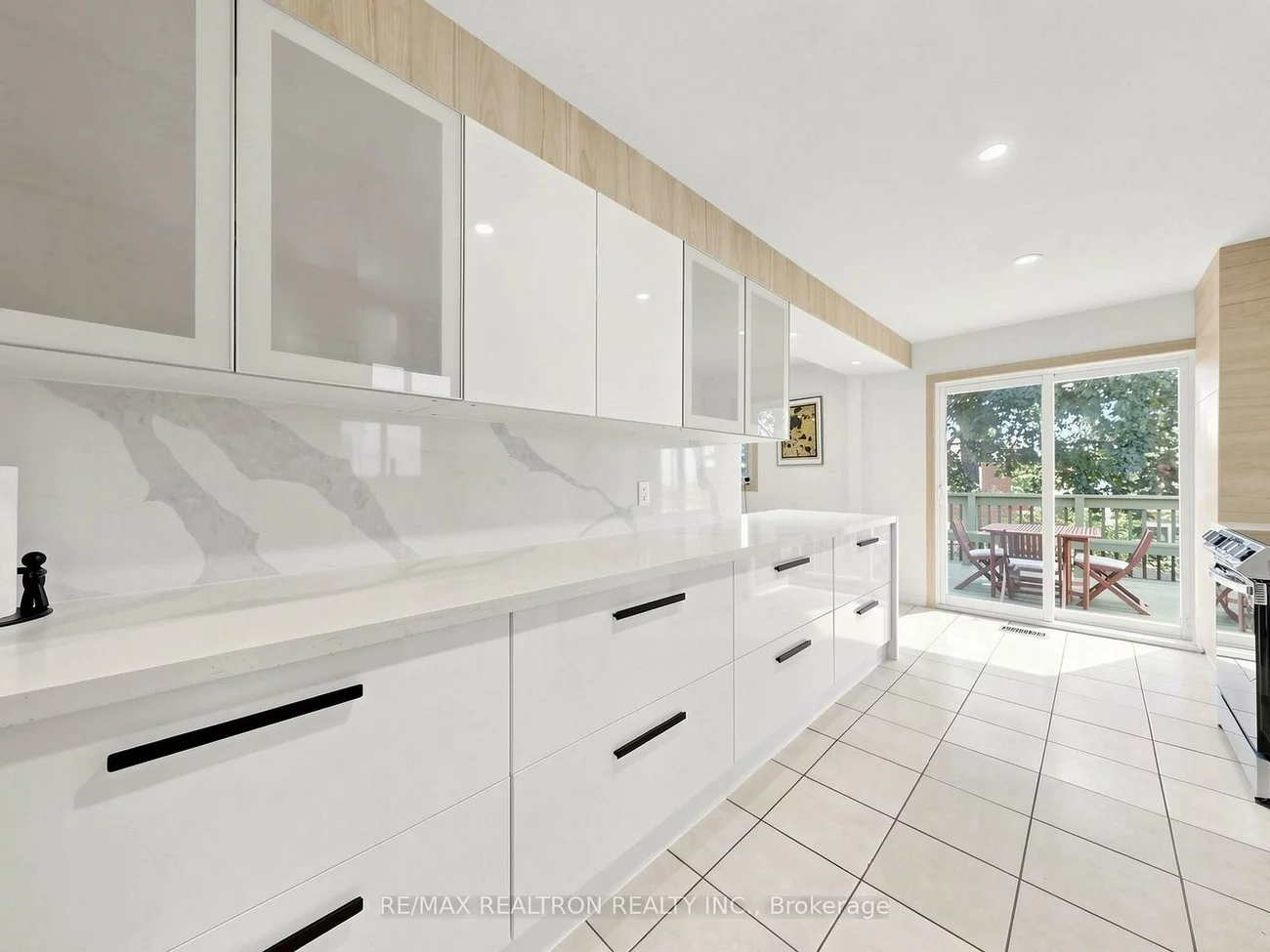 23, Don Head Village, North Richvale, Richmond Hill
