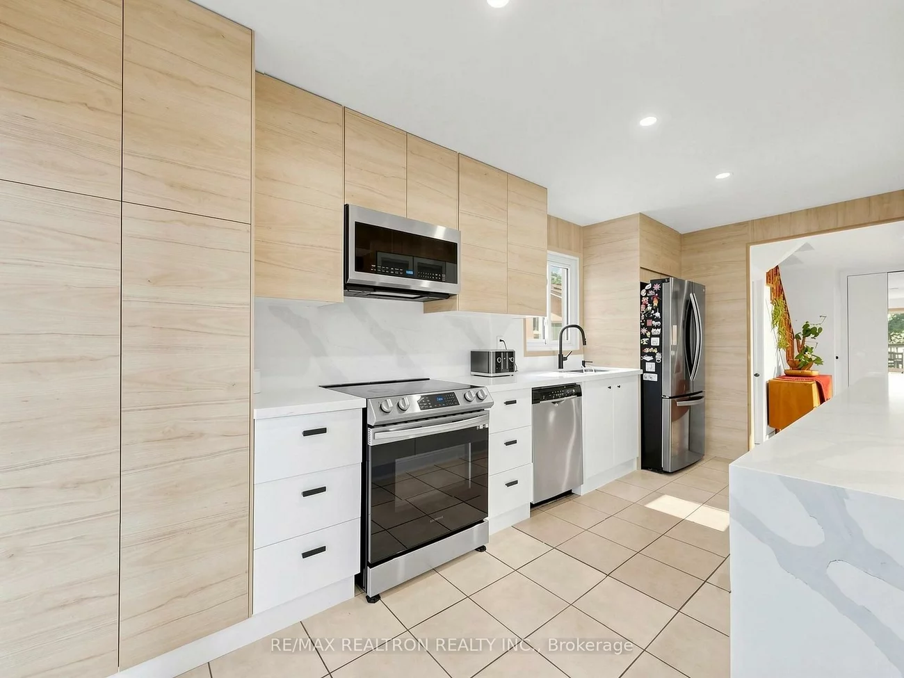 23, Don Head Village, North Richvale, Richmond Hill