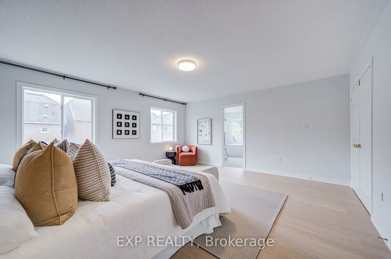 71, Futura, Rouge Woods, Richmond Hill