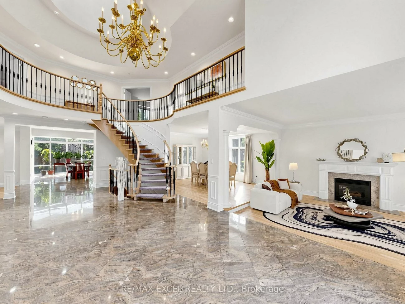 16, Frybrook, Bayview Hill, Richmond Hill
