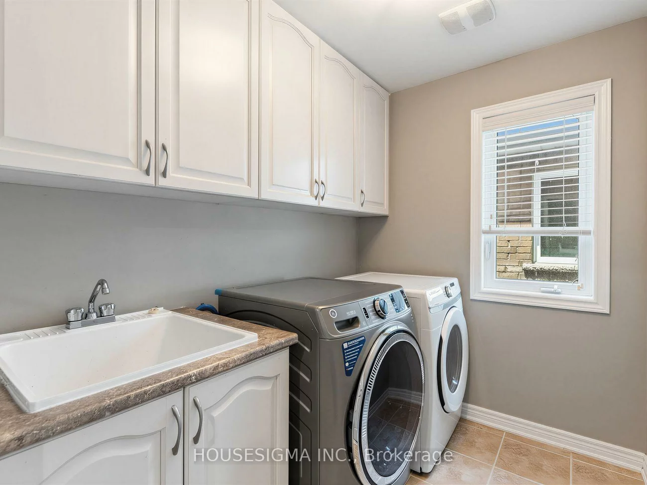 57, Chao, Oak Ridges, Richmond Hill